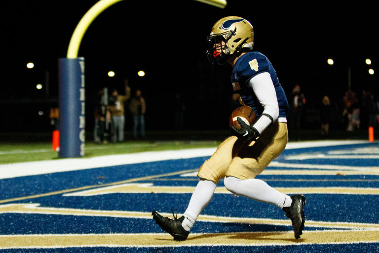 Here are your high school football scores