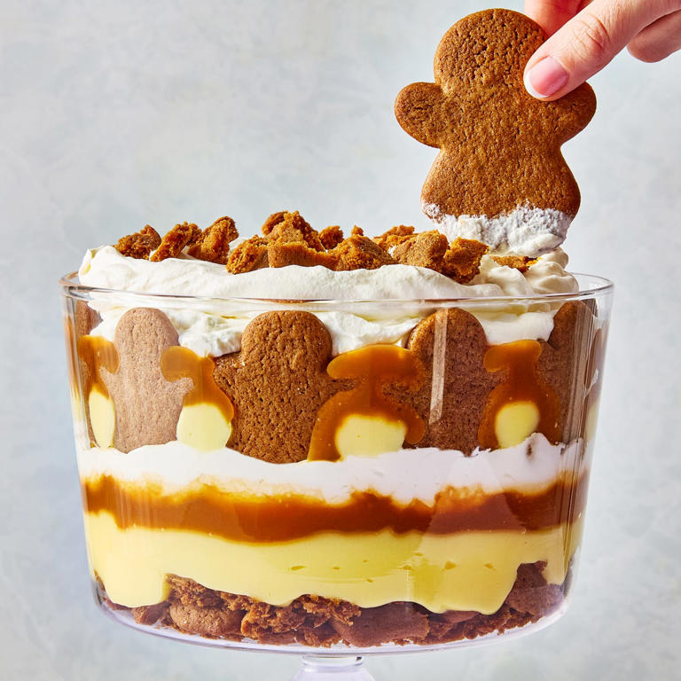21 crowd-pleasing party desserts you can make with 10 ingredients or fewer