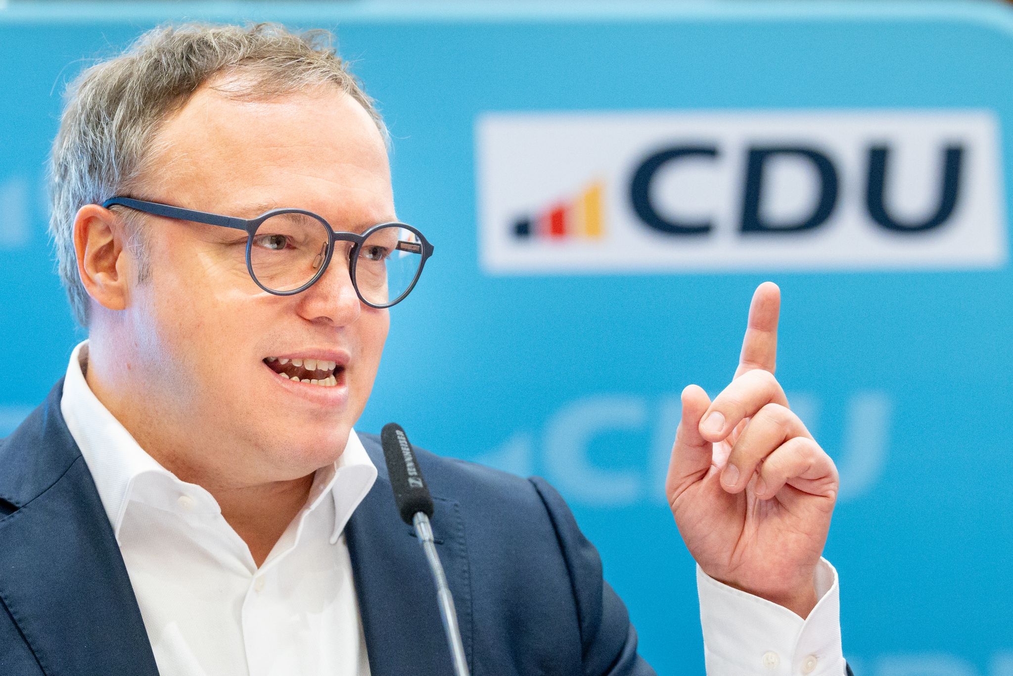 CDU stimmt Vertrag für Brombeer-Koalition in Thüringen zu