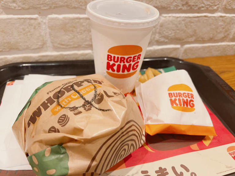 バーガーキング ミールトイ コンプリート （ナゲット2つ）8個セット 断然お得！【バーガーキング】のお得なセットメニューの注文方法