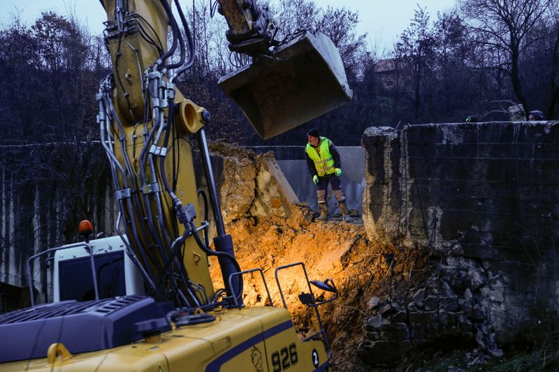 Kosovo Arrests Eight Linked To Canal Explosion As Tensions With Serbia Rise