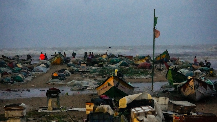 Cyclone Fengal: IMD Says Landfall Near Puducherry Started, To Take 4 ...