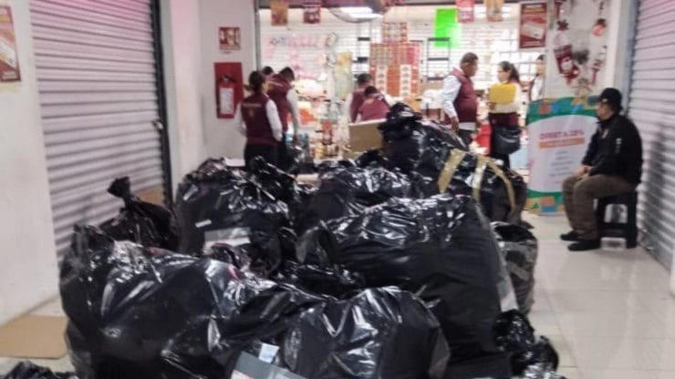 Claudia Sheinbaum ordena operativo en Plaza Izazaga: decomisan 90 mil productos chinos