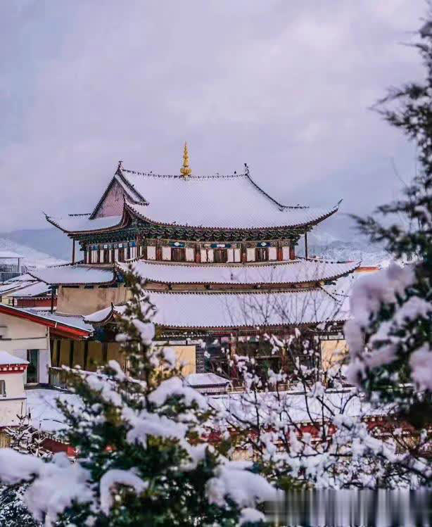 适合老夫老妻冬季赏雪的3座小城，景色绝美，就去这里看一场雪吧