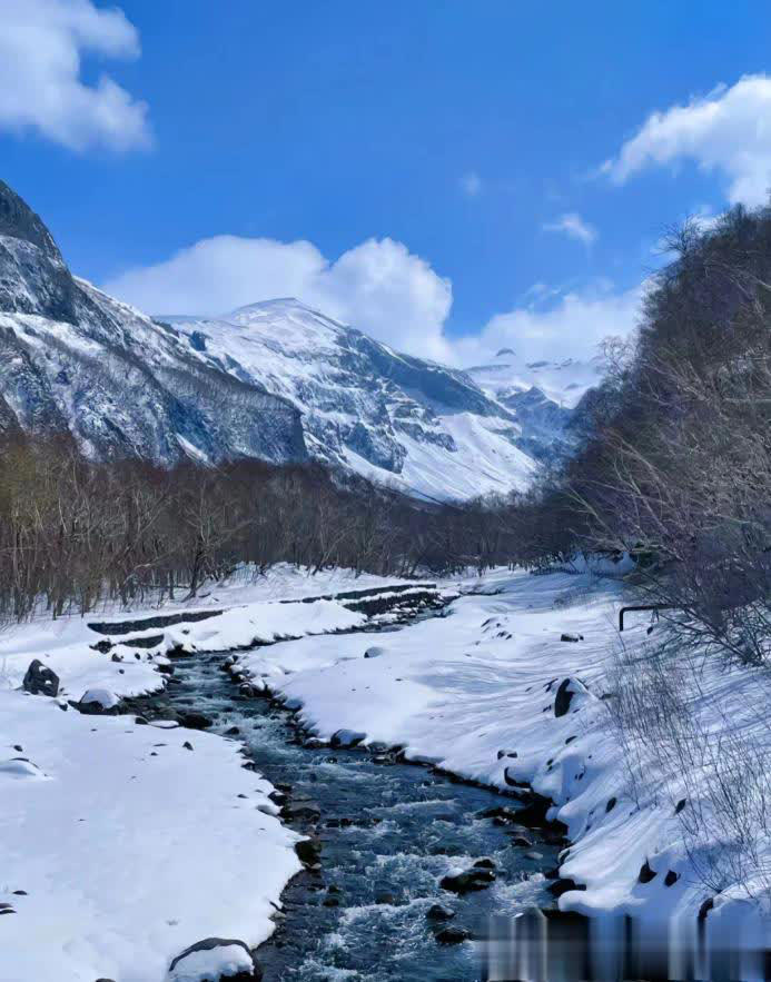 适合老夫老妻冬季赏雪的3座小城，景色绝美，就去这里看一场雪吧