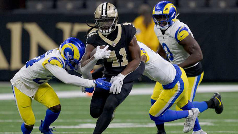 Dec 1, 2024; New Orleans, Louisiana, USA; New Orleans Saints running back Alvin Kamara (41) runs against the Los Angeles Rams during the first half at Caesars Superdome. Mandatory Credit: Matthew Hinton-Imagn Images | Matthew Hinton-Imagn Images