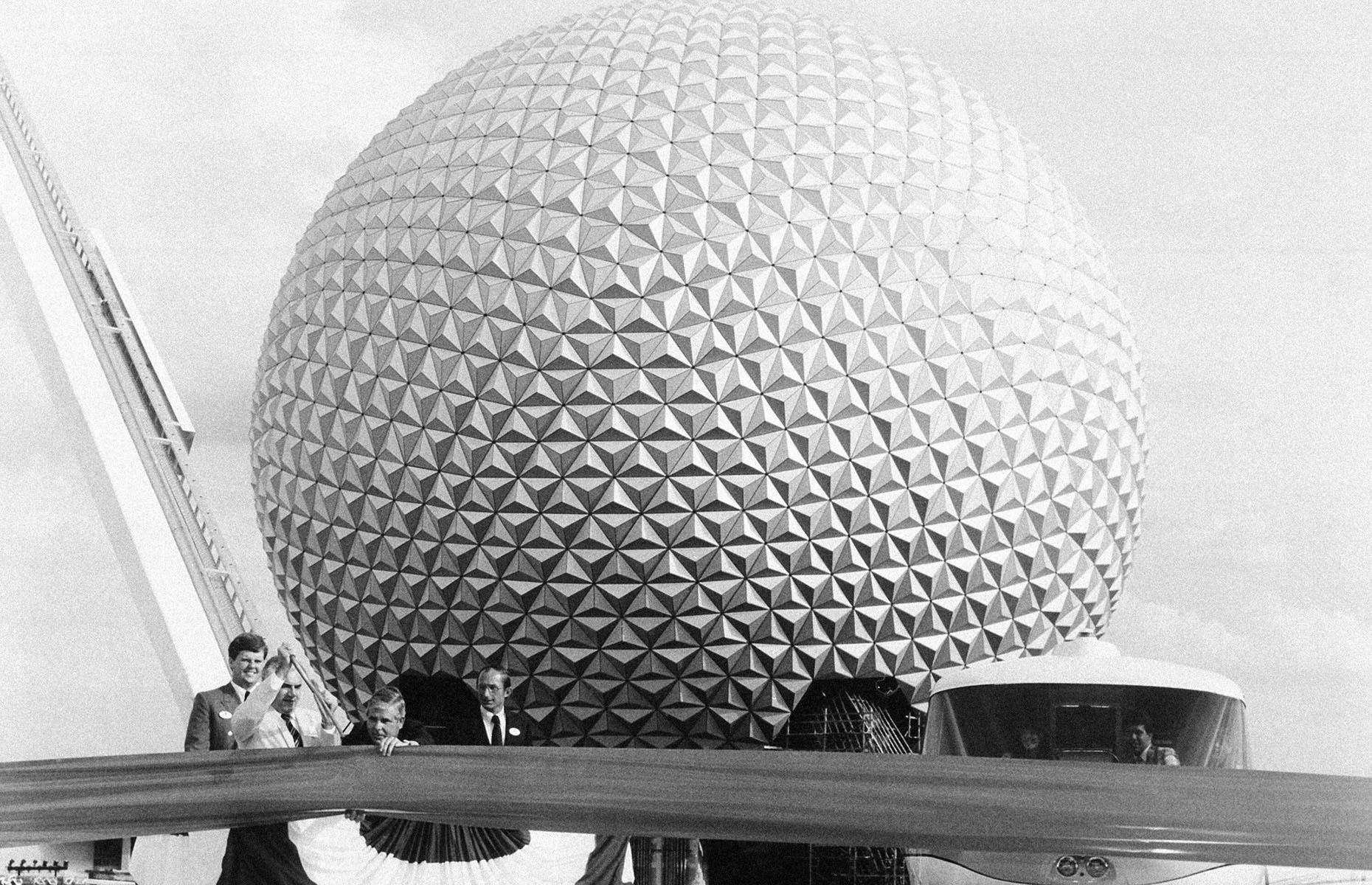 Then and now photos of Florida's most famous attractions