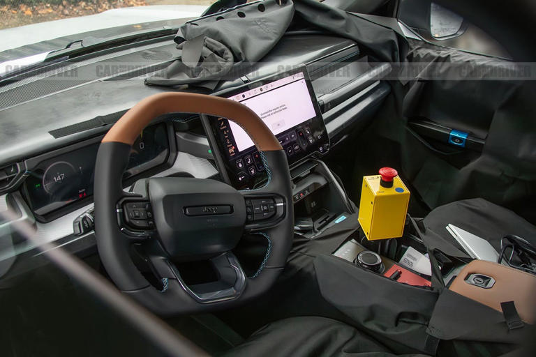 2025 Jeep Recon EV Looks Ready for Production in New Spy Photos