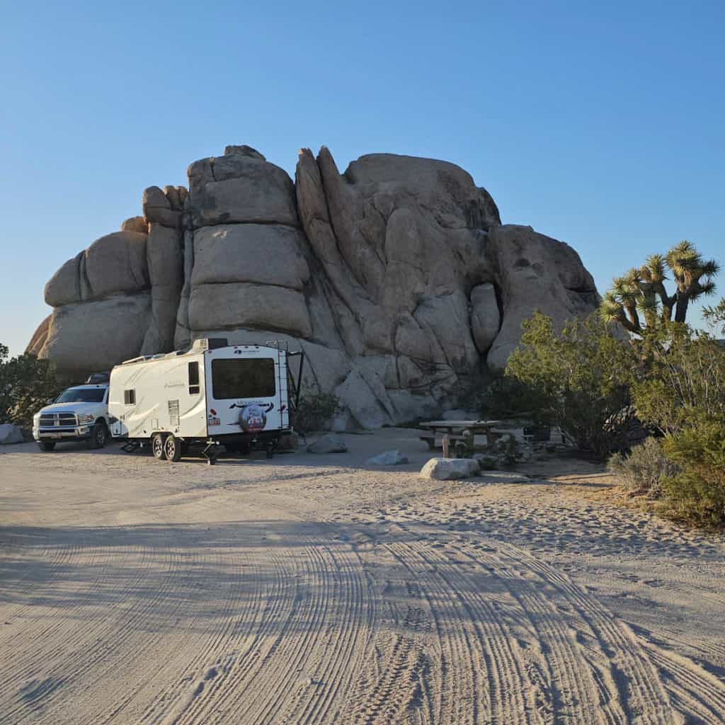Belle Campground Joshua Tree - AA1vDmFH.img