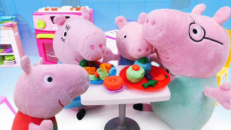 Peppa Pig y el desarrollo infantil nuevo video jugando con plastilina y sellos