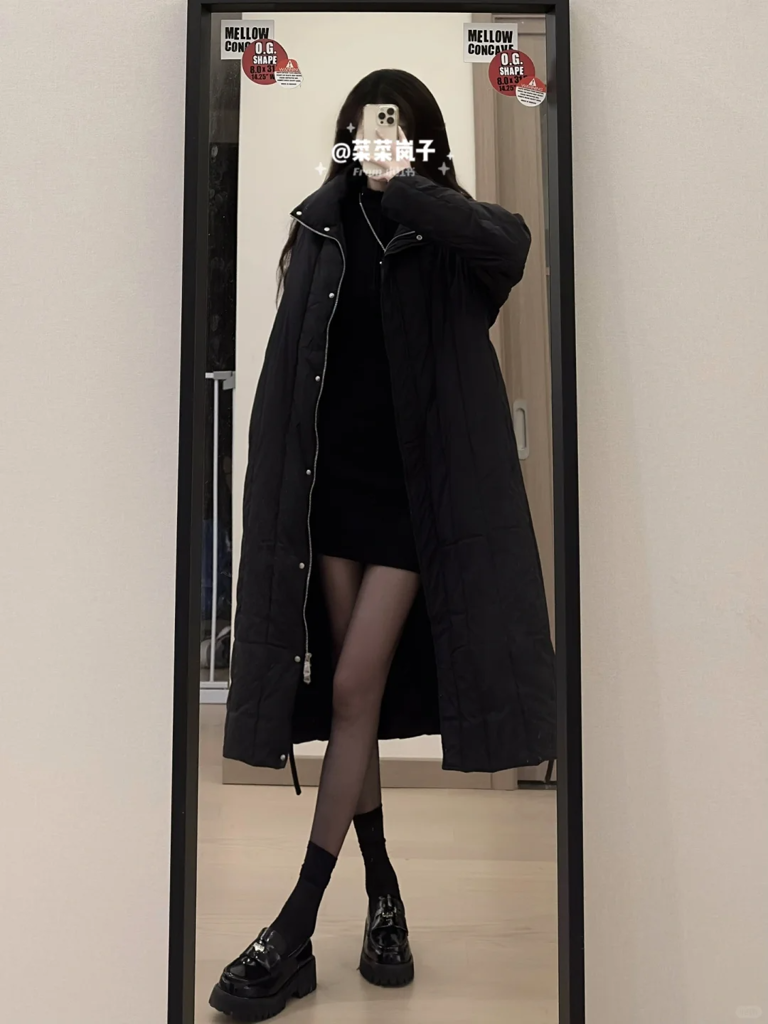 羽绒服穿搭技巧：学会了不管多大年龄，都能轻松显瘦又时尚