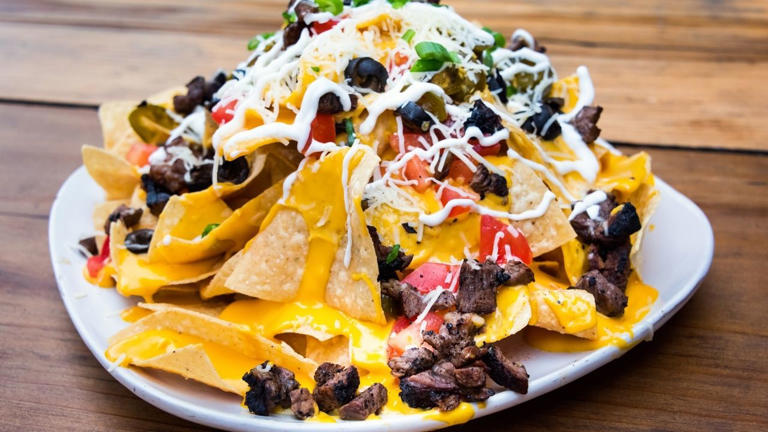 Guest gave me the silent treatment and let our nachos trigger the fire ...