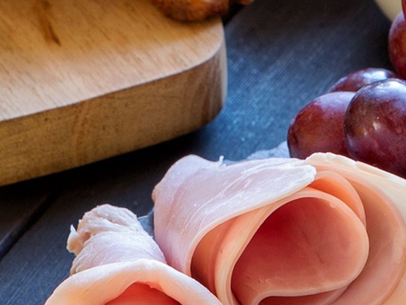 Mit diesem Fettkiller-Käse zum Frühstück schmelzen die Pfunde ...
