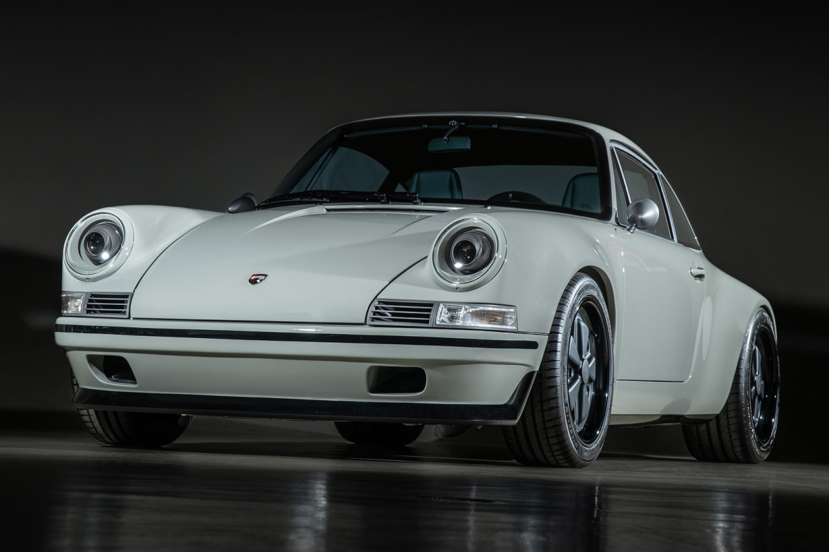 a-canepa-inspired-porsche-993-officially-called-the-kalmar-automotive-7-97-classic-canepa-is-the-official-us-representative-for-the-car-along-with-gordon-murrays-epic-t50