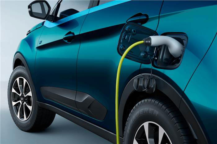 Charging nexon ev discount