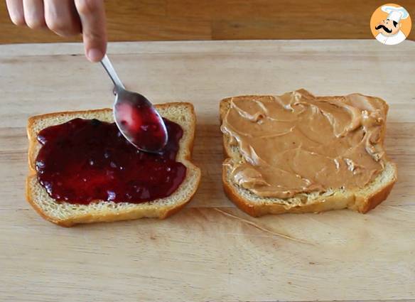 French toast mit erdnussbutter und gelee