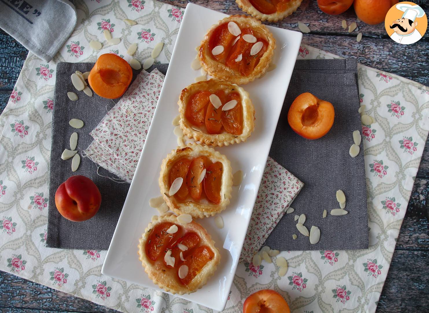 Tartelettes tatin mit aprikosen, das schnelle dessert, wenn man gäste hat!