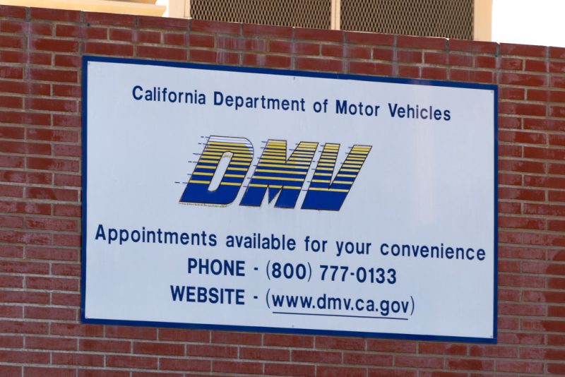 California DMV Apologizes For Cybertruck’s Offensive License Plate