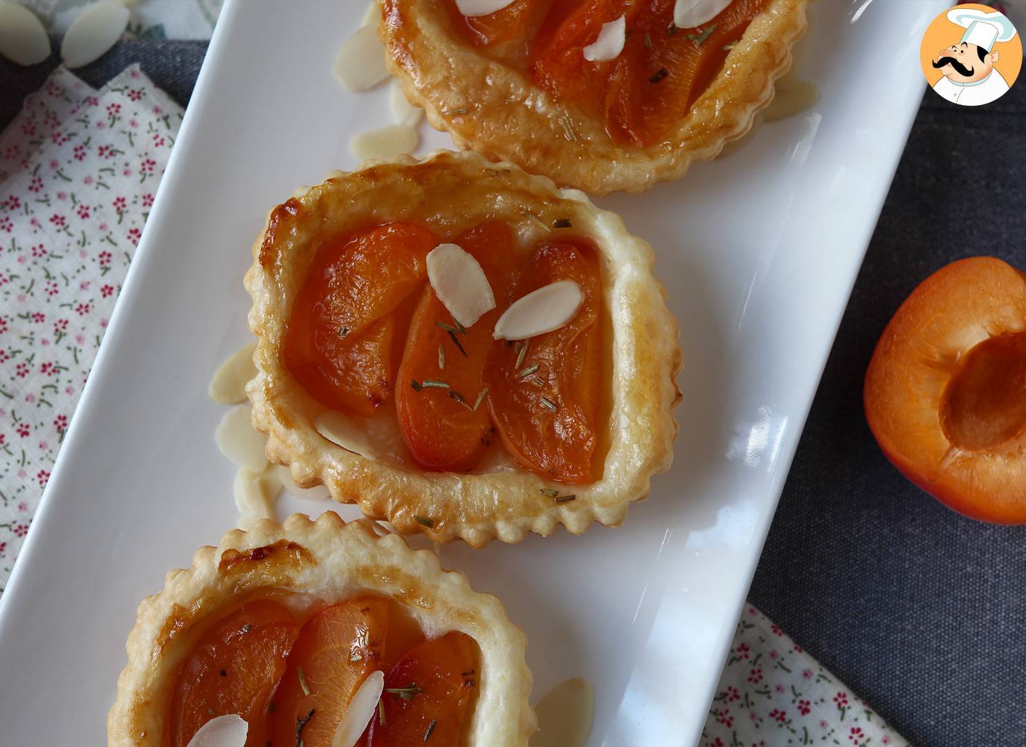 Tartelettes tatin mit aprikosen, das schnelle dessert, wenn man gäste hat!