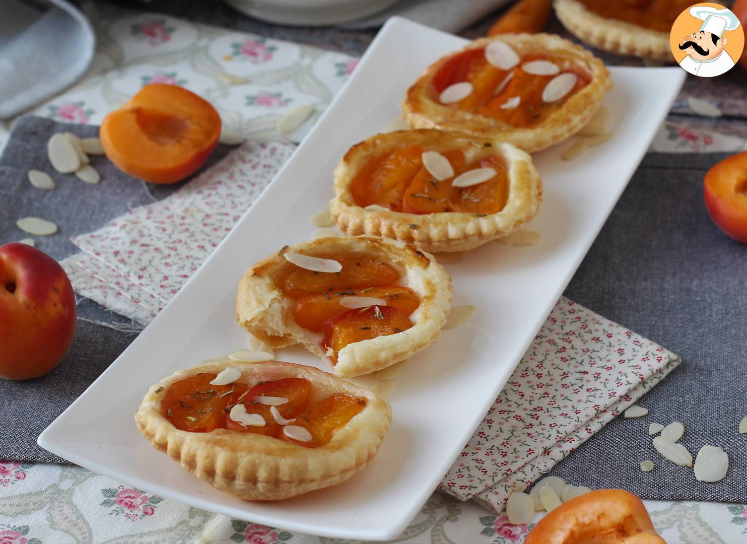 Tartelettes tatin mit aprikosen, das schnelle dessert, wenn man gäste hat!