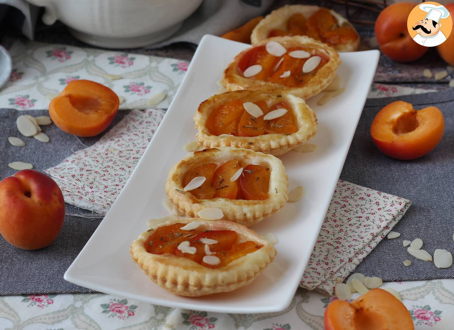Tartelettes tatin mit aprikosen, das schnelle dessert, wenn man gäste hat!