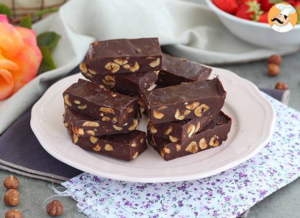 Haselnuss-fudge - schokoladen-haselnuss-quadrate