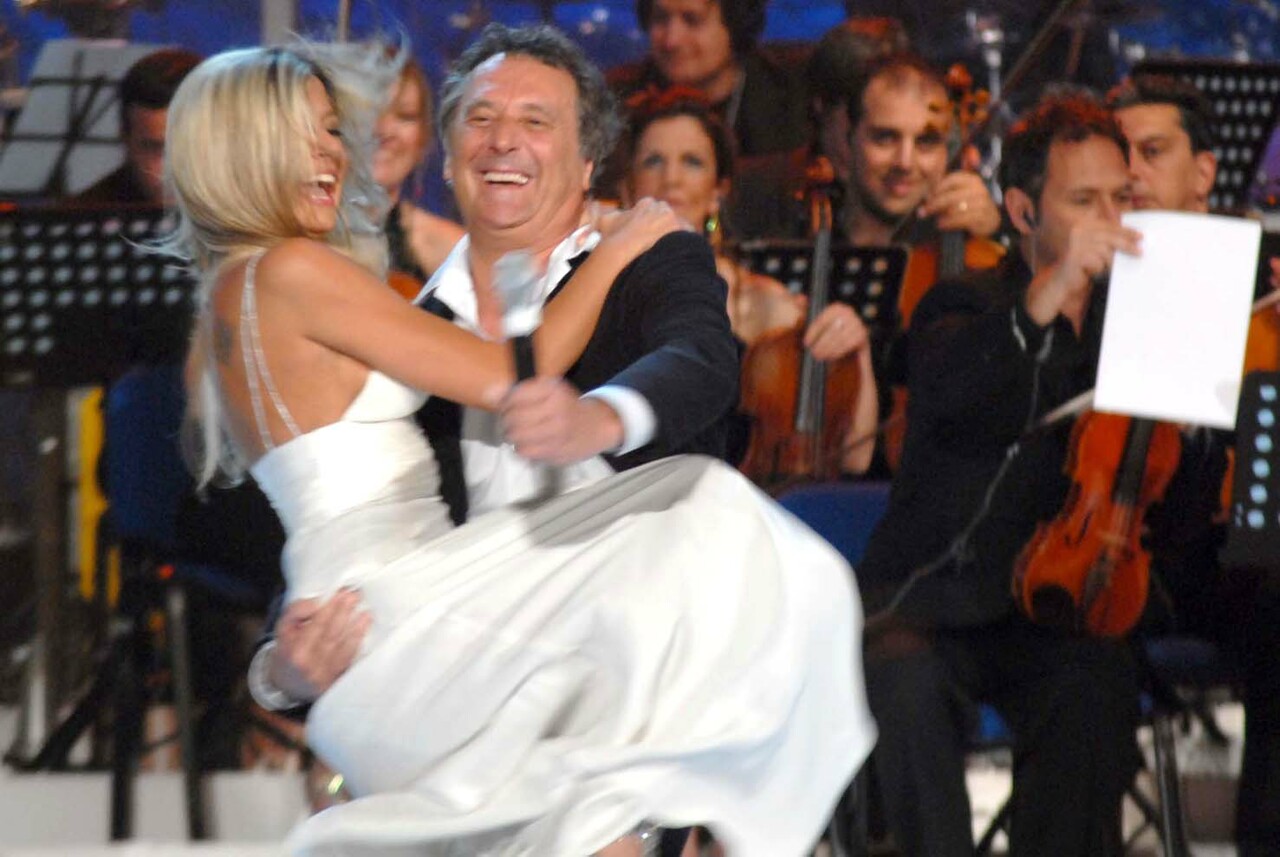 Enzo Iacchetti, cosa fa oggi dopo la fine di Striscia la notizia: la ...