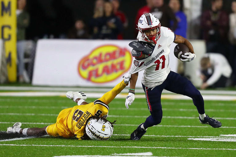 South Alabama Surges Past Western Michigan, 30-23, In Salute To 