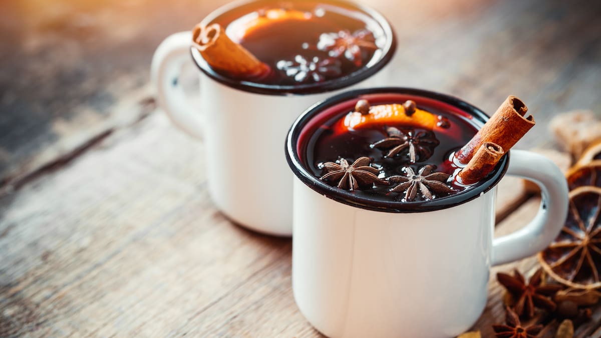 Heisser Wein als festliche Tradition: Mit diesem Glühwein-Rezept wirds ...