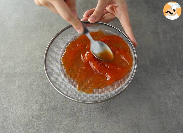 Vanille-panna-cotta mit aprikosencoulis