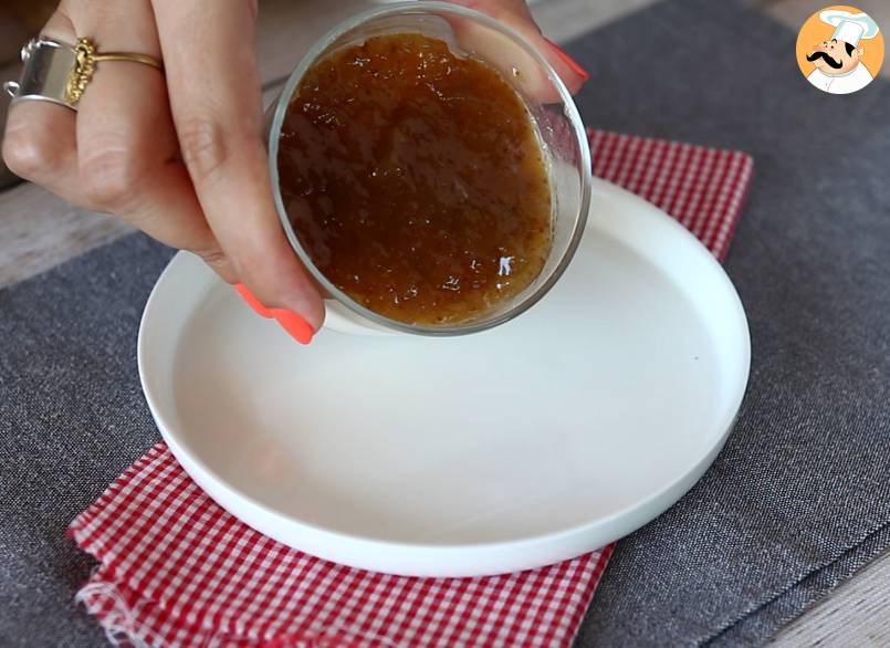 Vanille-panna-cotta mit feigensauce