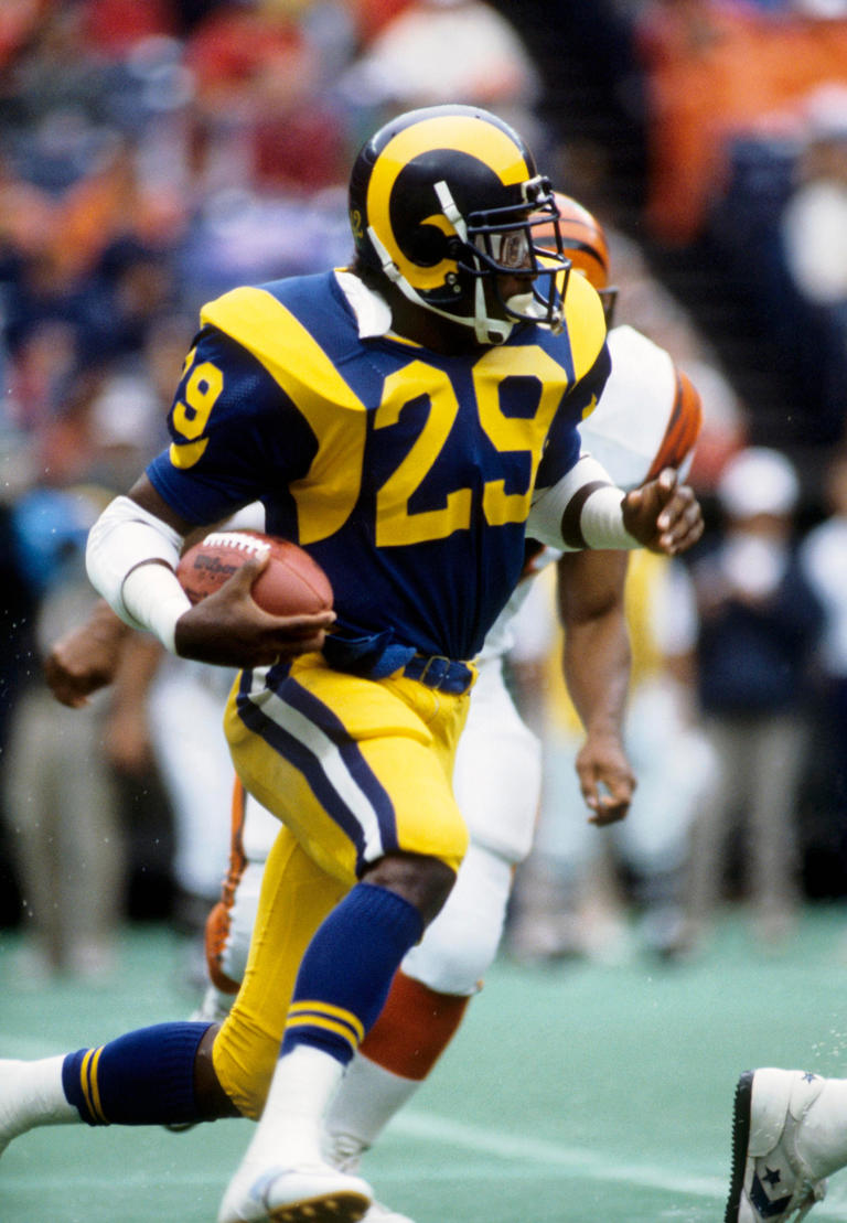 What has to happen for Saquon Barkley to break Eric Dickerson's NFL rushing  record