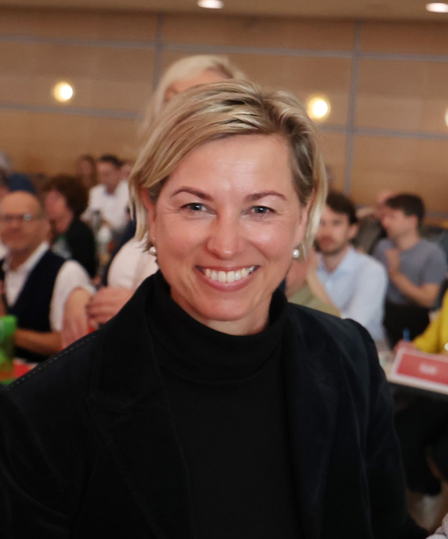 SPD-Abgeordnete Urban wirbt für MP-Wahl im ersten Durchgang