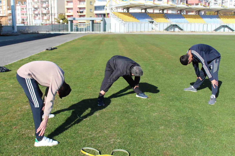 SİİRT’TE YAŞAYAN GÖRME ENGELLİ REŞİT VE AYDIN KARDEŞLER, ATLETİZM ALANINDA BÜYÜK BİR BAŞARIYA İMZA ATMAYI HEDEFLEYEREK, TÜRKİYE’Yİ DÜNYA ŞŞAMPİYONASINDA TEMSİL ETMEK İSTİYOR.