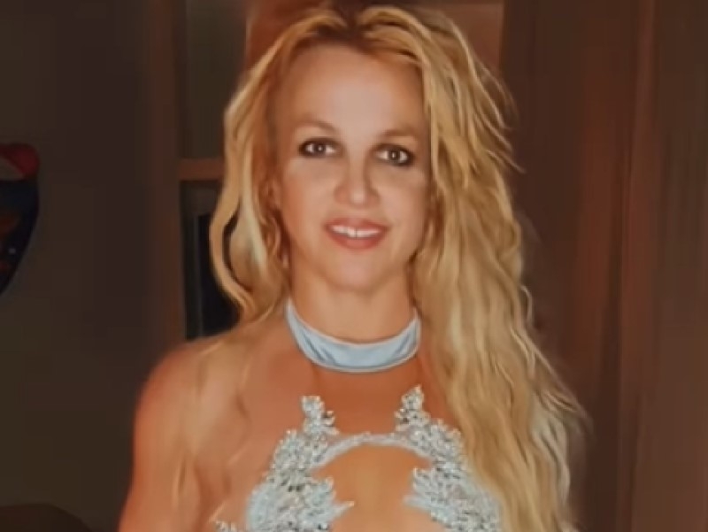 Britney Spears Jets To Mexico To Celebrate Birthday After Joke Claim ...