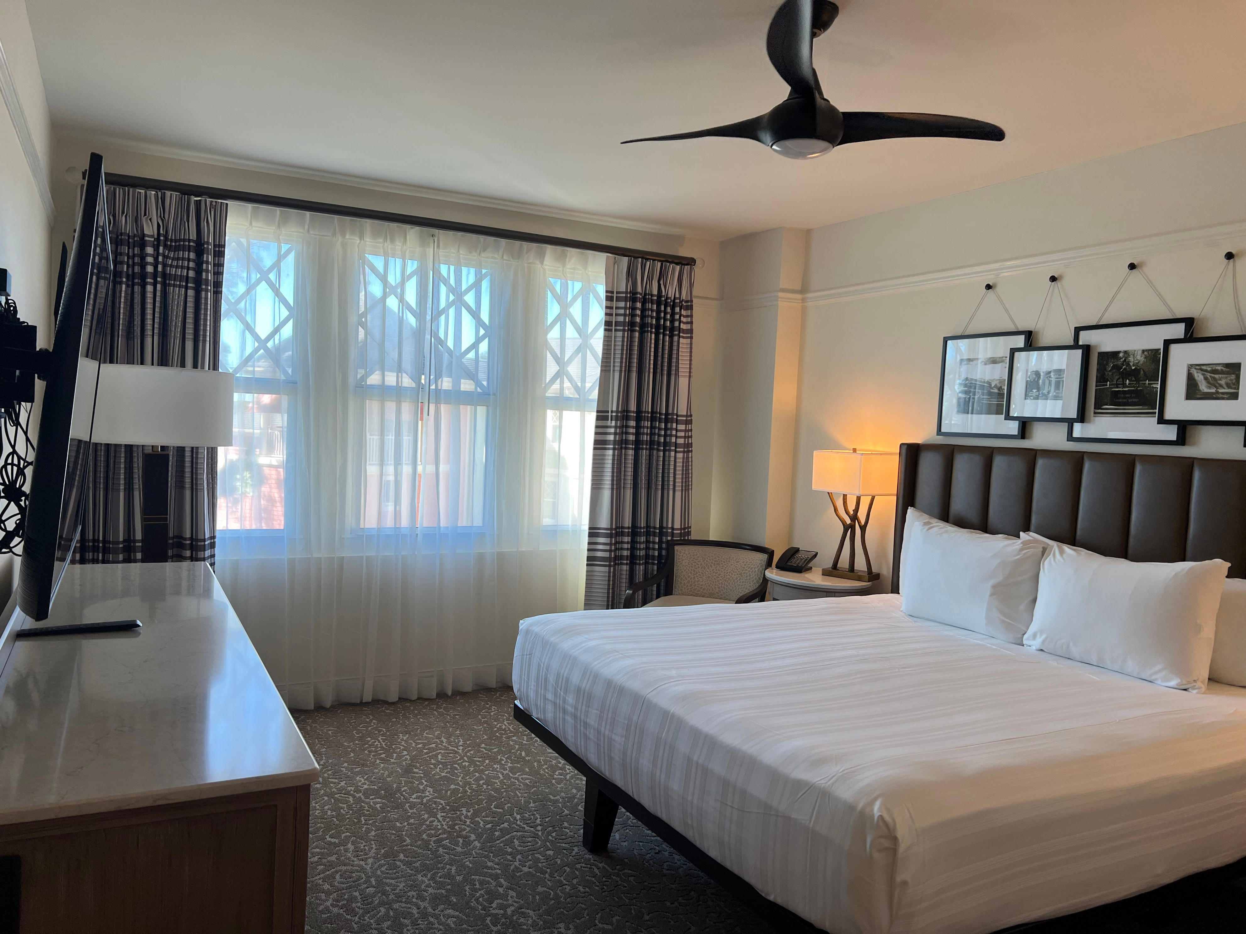 How to rent Disney Vacation Club points for discounted stays at deluxe hotels