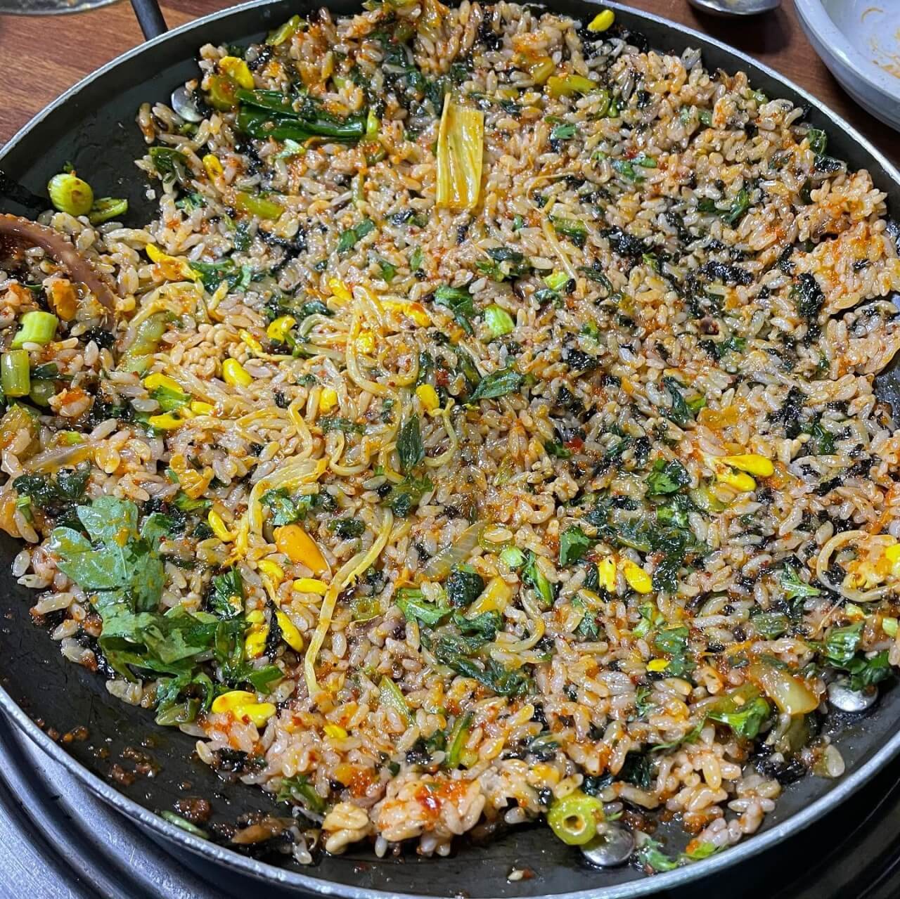 갖가지 해물과 얼큰한 양념이 만나 푸짐한 해물찜 맛집 5곳