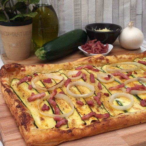 Zucchini-Flammkuchen