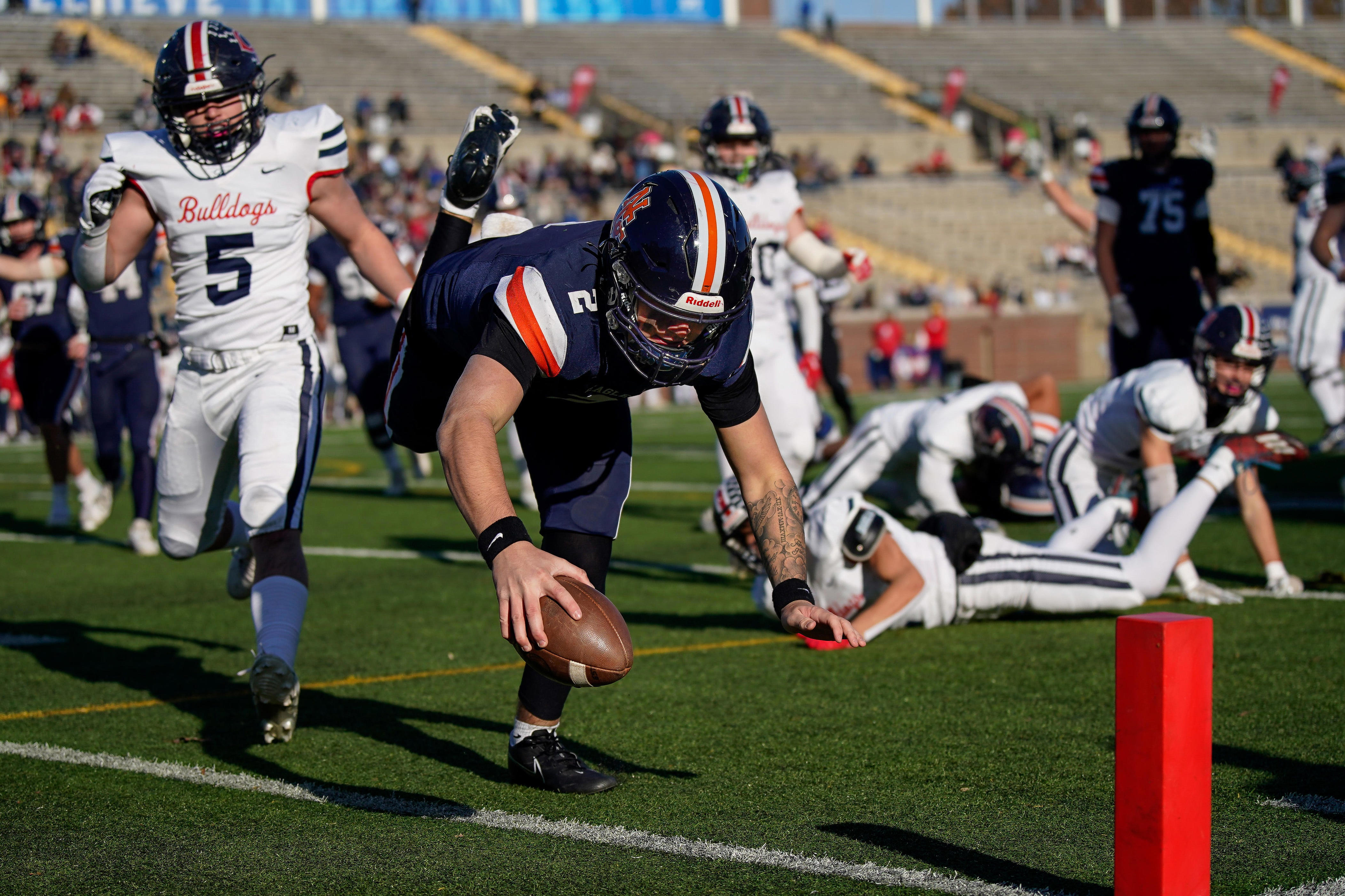 Curtis Brandon Bell Lyons or Henderson? Who is the top high school Curtis Brandon Bell Lyons or Henderson? Who is the top high school