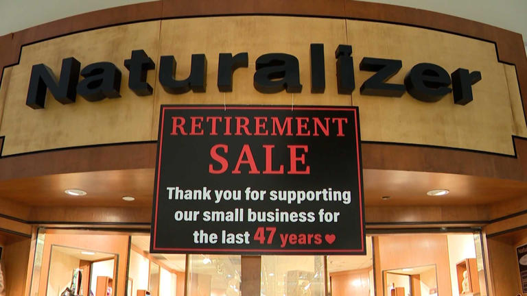 After almost 50 years Naturalizer Shoes at Monroeville Mall is closing