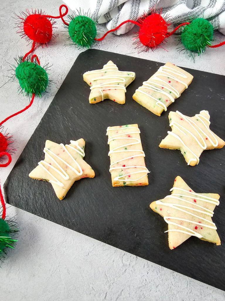 Christmas Shortbread Cookies with Sprinkles