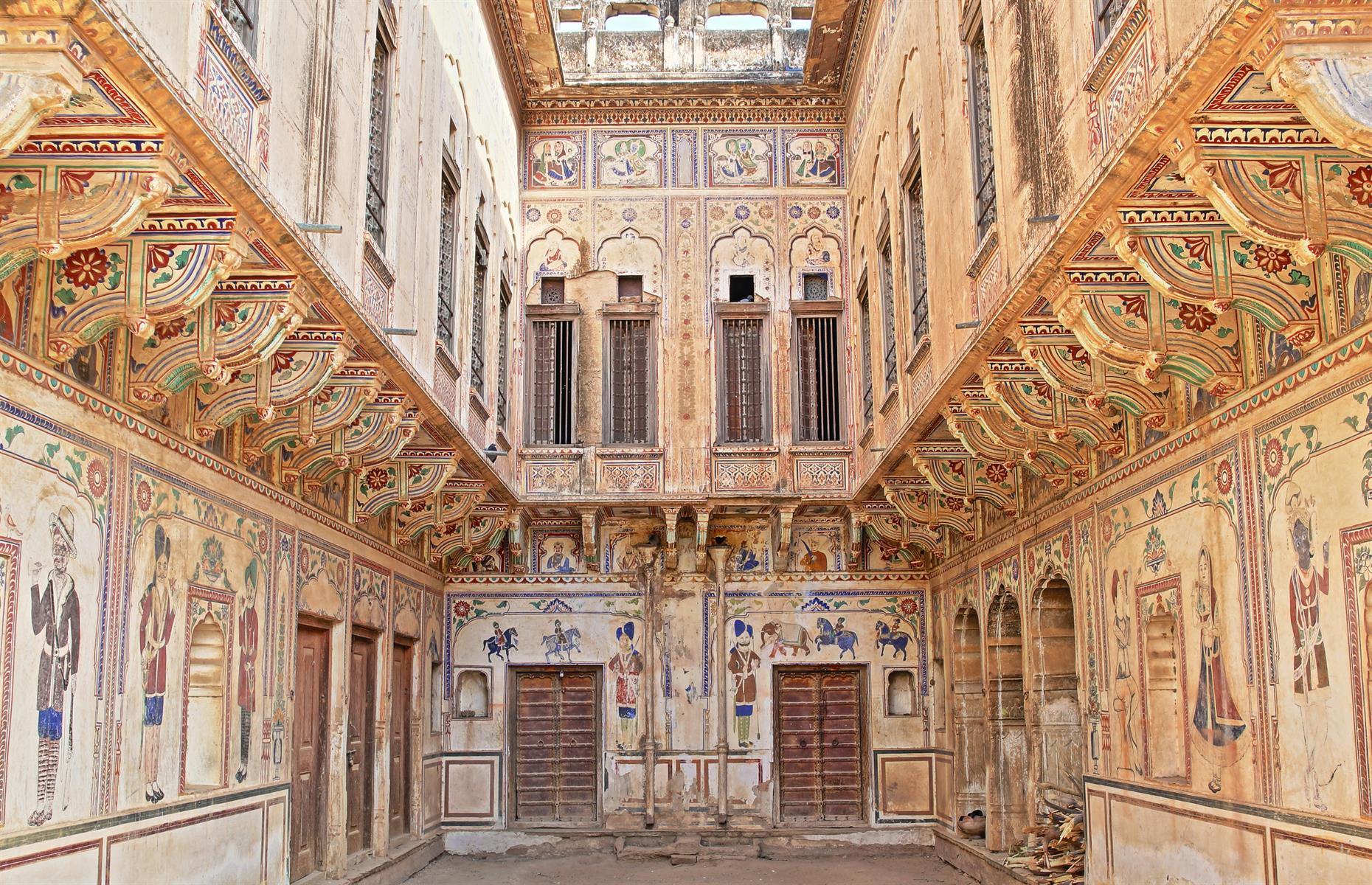 Take a look inside 10 derelict mansions once home to the world's super-rich