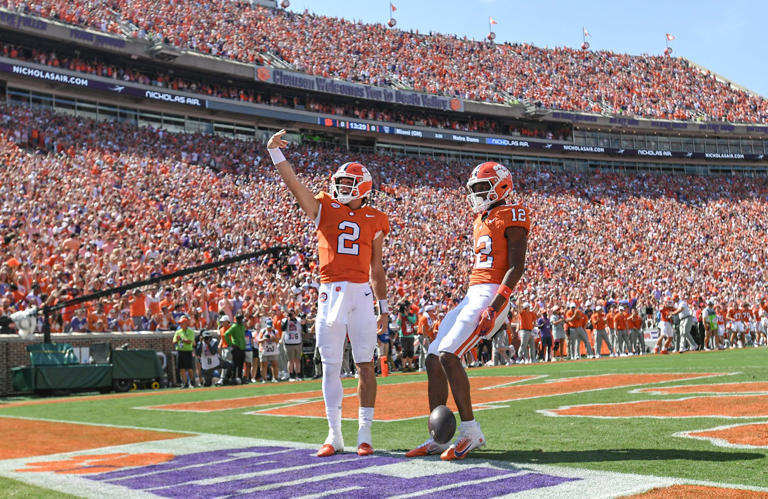 Texas No. 1: Experts Predict A National Championship Run! - 525xned