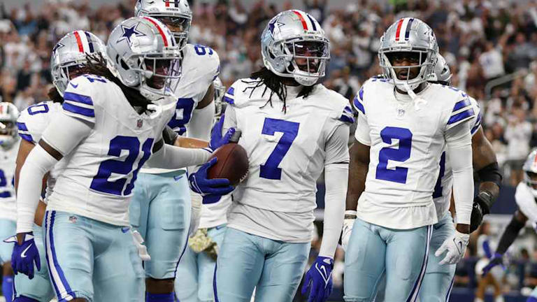 Dallas Cowboys cornerback Trevon Diggs and his teammates react after an interception in the second quarter against the Philadelphia Eagles. | Tim Heitman-Imagn Images