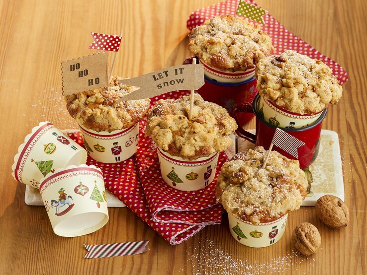 Bratapfel-Walnuss-Muffins mit Streuseln: Weihnachten pur!