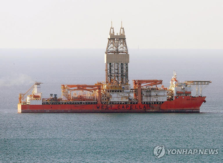 This file photo taken Dec. 9, 2024, shows the West Capella, operated by Norway-based Seadrill Ltd., arriving at an offshore anchorage near the southeastern port city of Busan. (Yonhap)