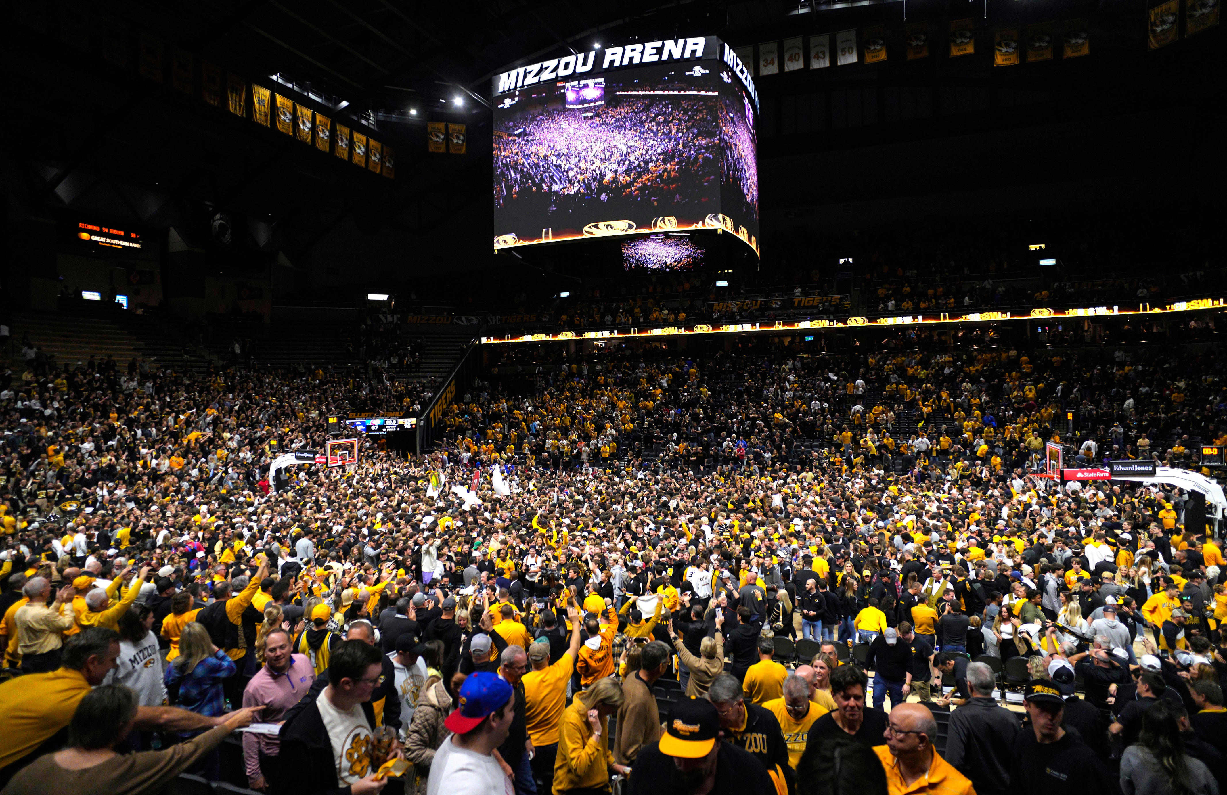 What Missouri basketball fans need to know about Kansas for Sunday