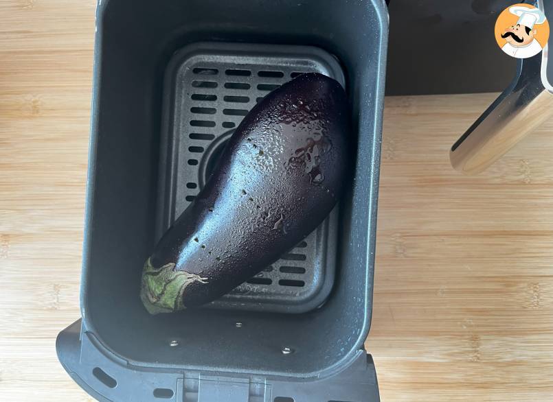 Hummus mit roter paprika