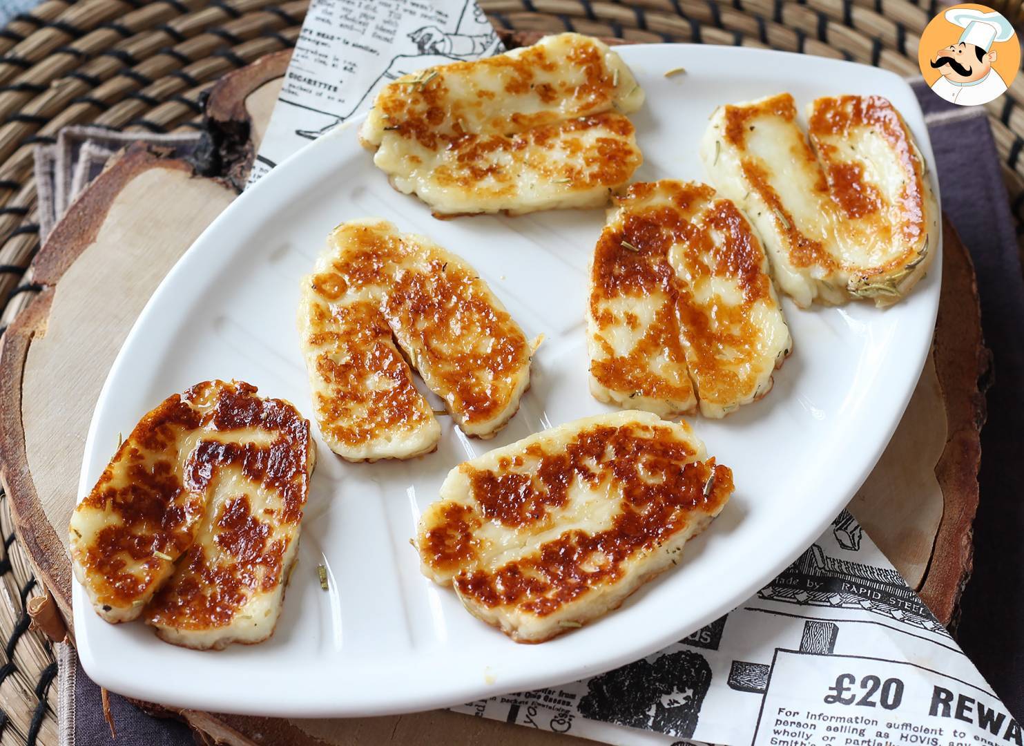Gebackener halloumi in der pfanne als süß-salzige version mit honig und ...