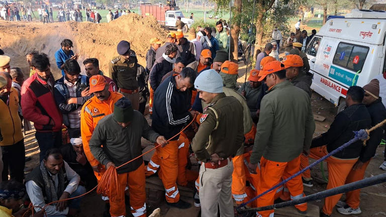 Dausa Borewell Incident Live: 150 फीट गहरा बोरवेल, 18 घंटे से ज्यादा का समय; मौत से जंग लड़ रहा मासूम आर्यन